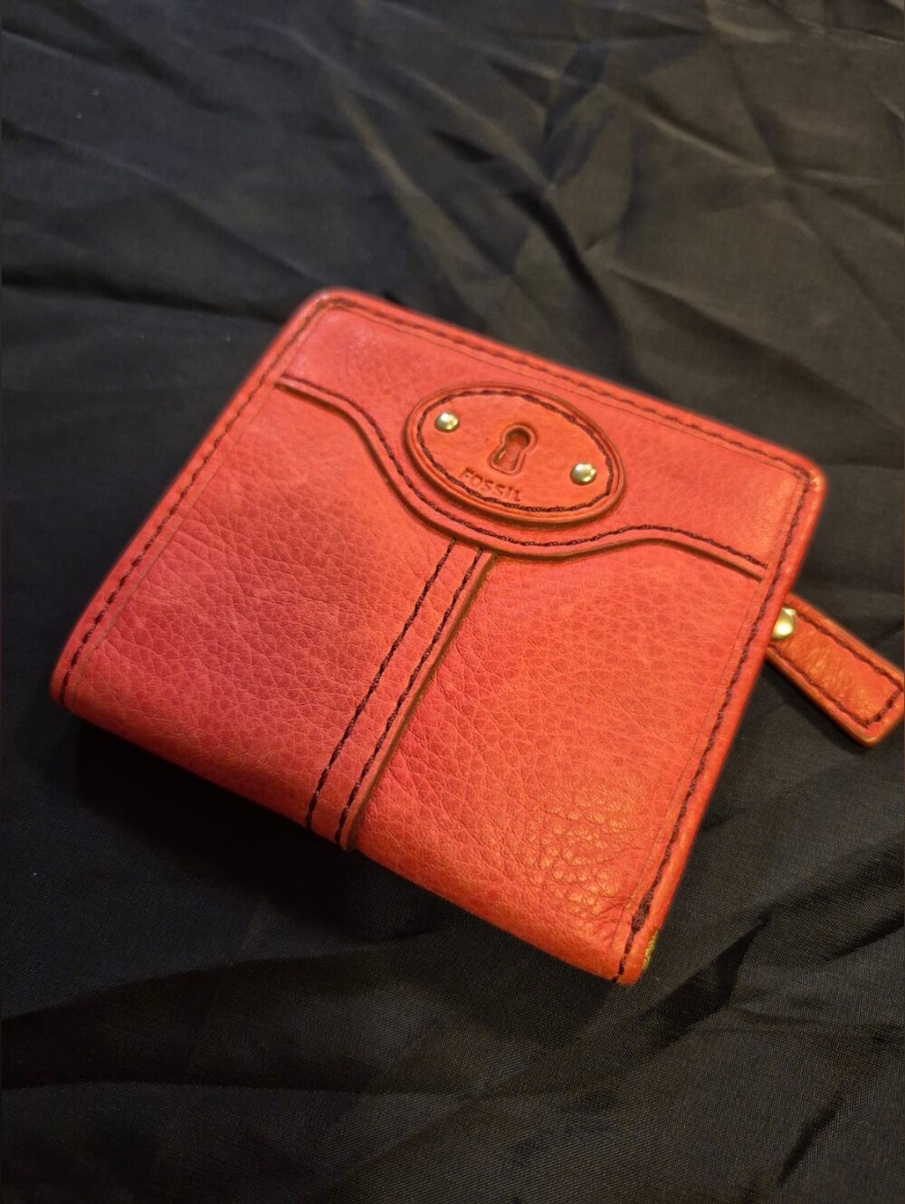 Fossil Women's Red Leather Zip-Around Wallet
